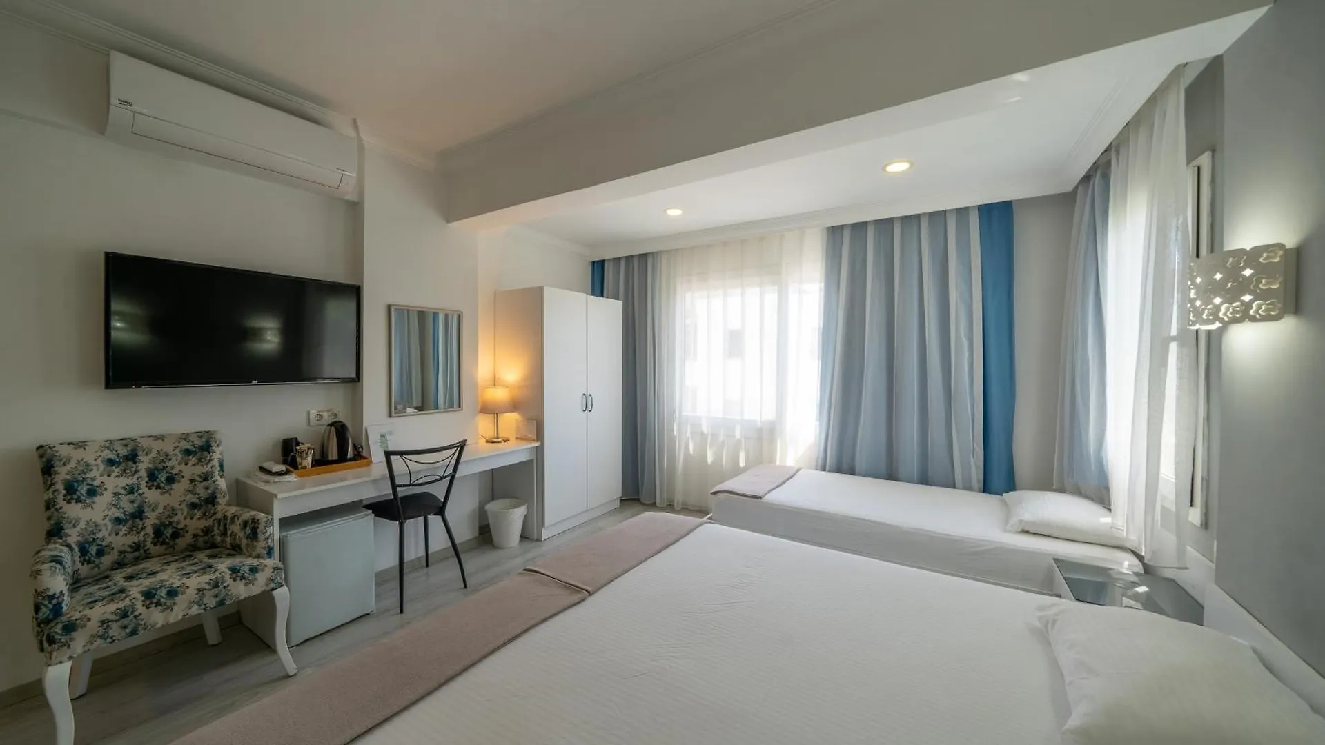 Artunc Hotel Bodrum 3*,