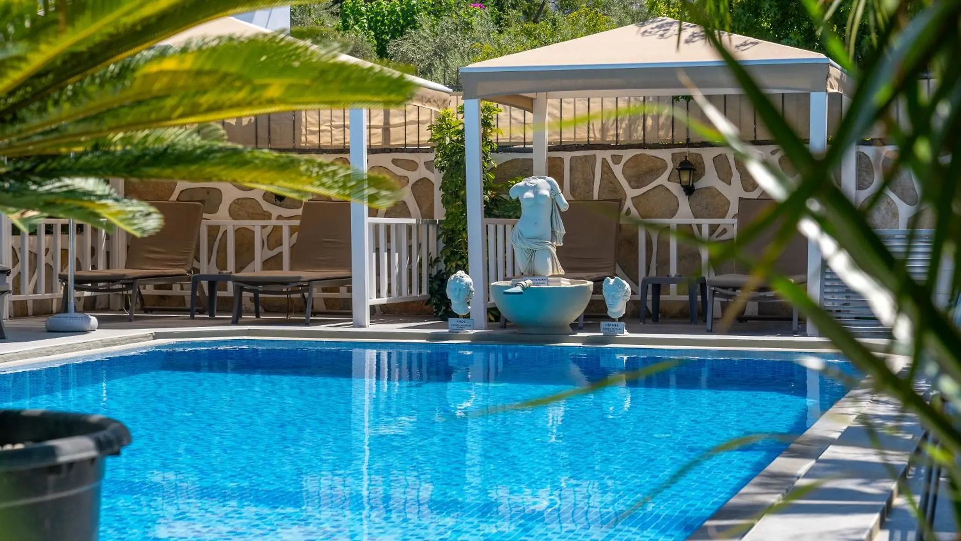 Artunc Hotel Bodrum 3*,